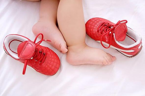 粑粑铃铛丑鞋猜成语_粑粑图片恶心