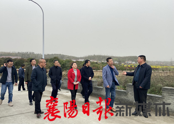 石花镇比学赶帮超加快乡村振兴建设步伐