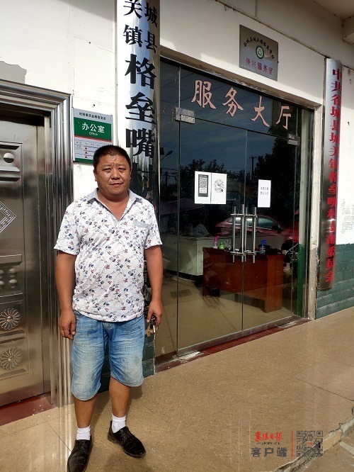 费玉清与张菲外表差异甚远居然是亲兄弟！，费玉清张菲